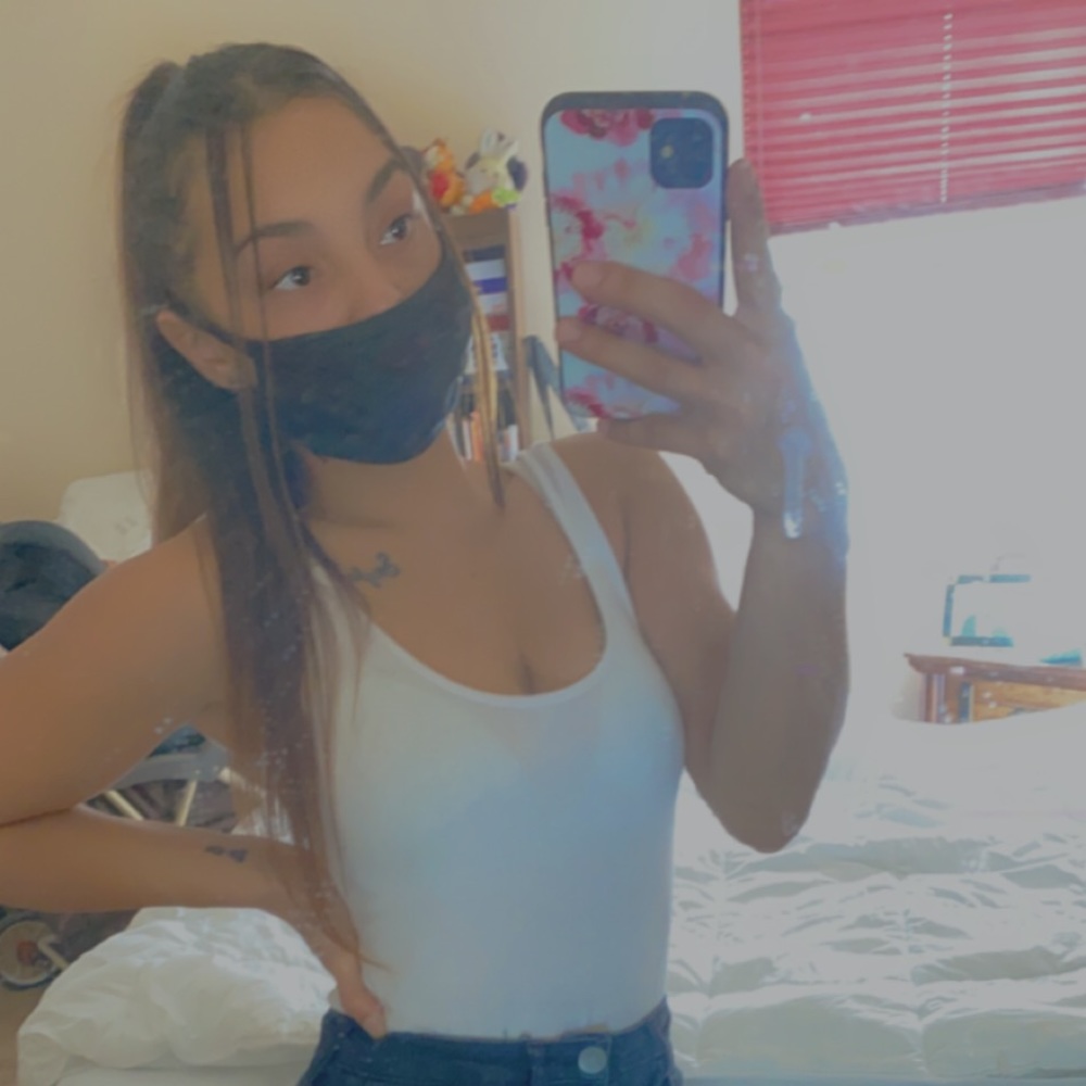 Meet your Posher, Jasmin